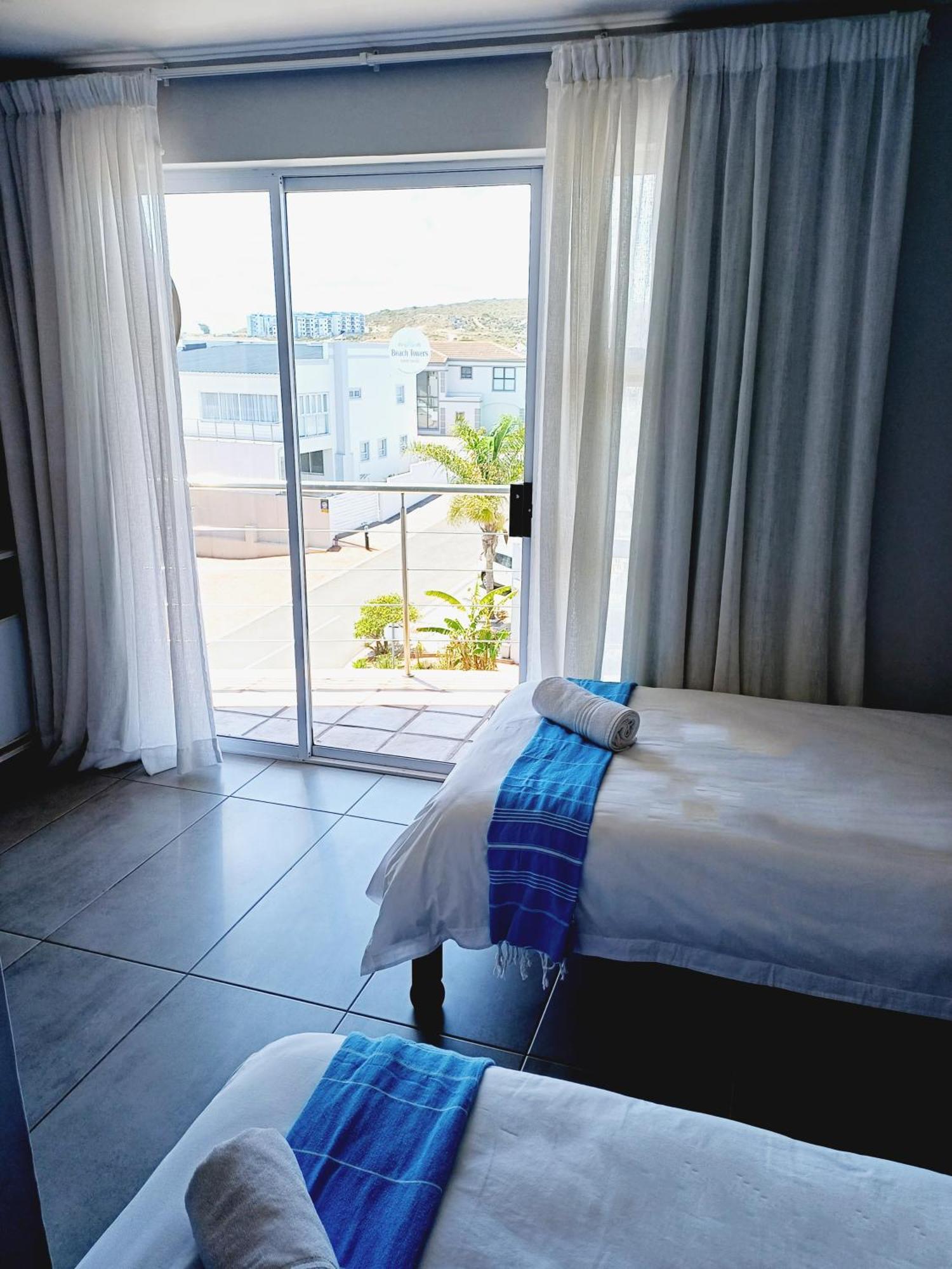 Langebaan Beach Towers Eksteriør bilde
