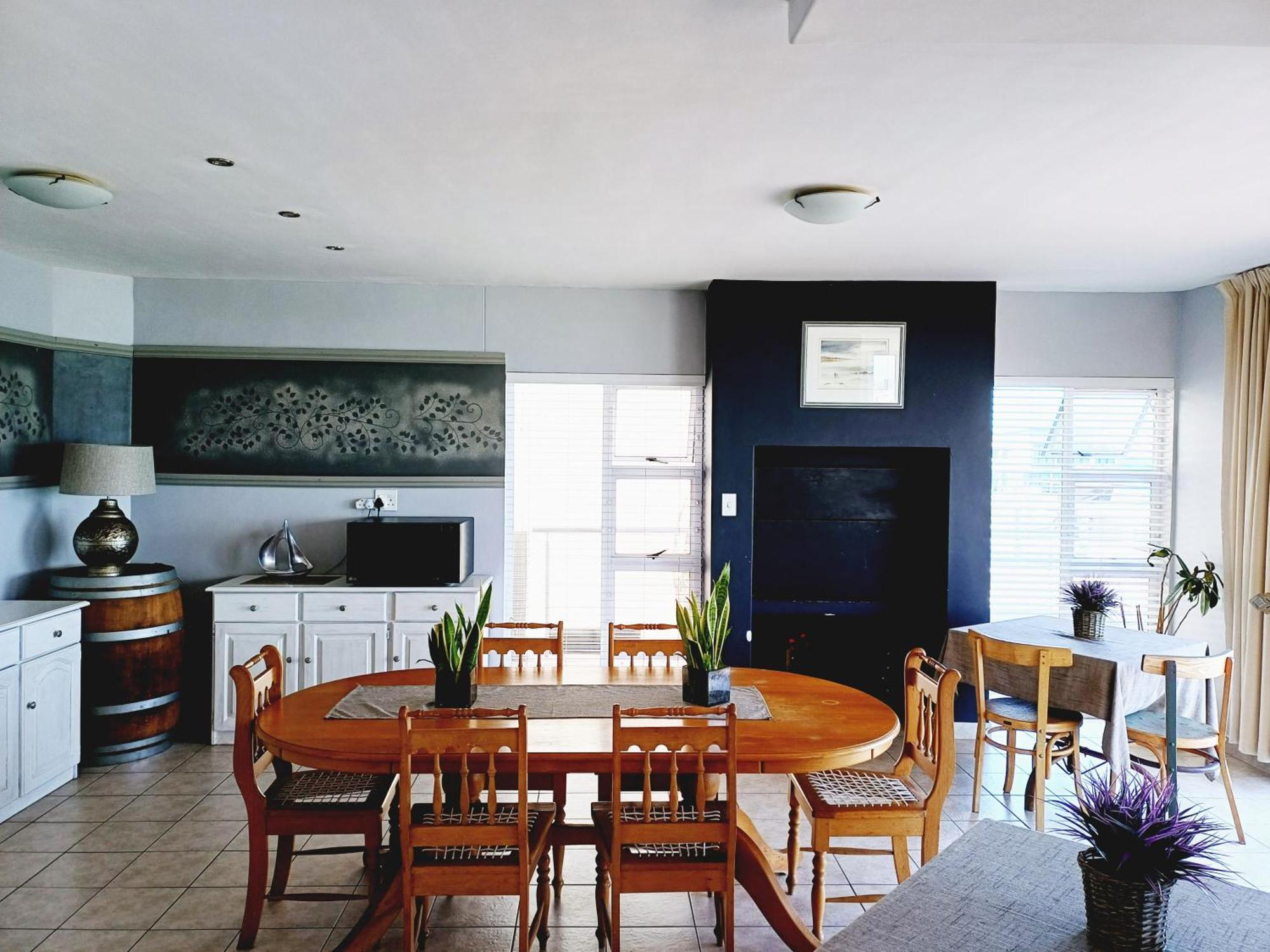Langebaan Beach Towers Eksteriør bilde